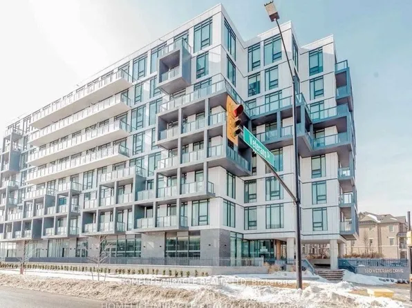 180 Veterans Dr #704, Brampton, ON L7A 5G7