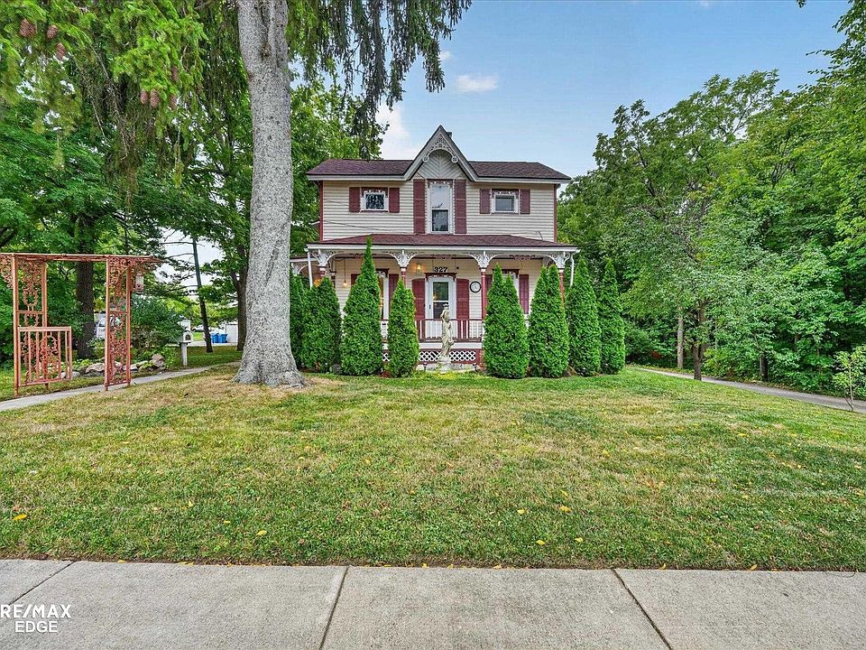 1st image of 327 Reid Rd