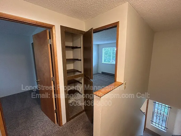 3201 SE Wake St #1 — Photo 32