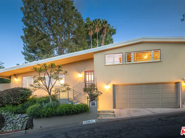 11328 Brill Dr, Studio City, CA 91604