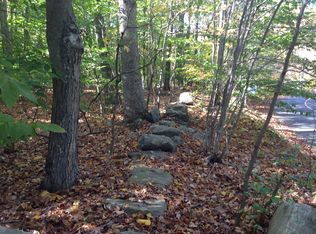 728 Nortontown Rd, Guilford, CT 06437