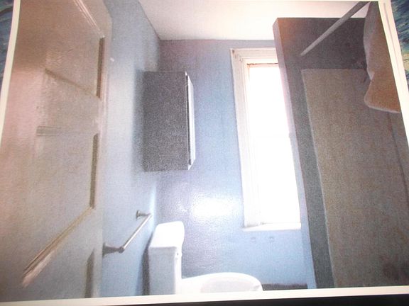 5th image of 384 Richmond Ave #3