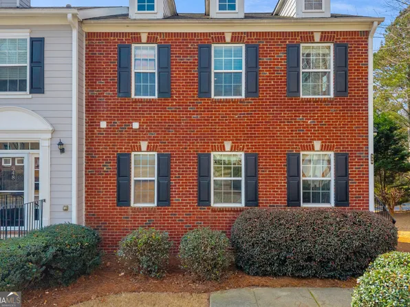 350 Eagle Tiff Dr, Sugar Hill, GA 30518