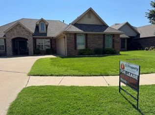 4916 Fawn Run Dr, Yukon, OK 73099