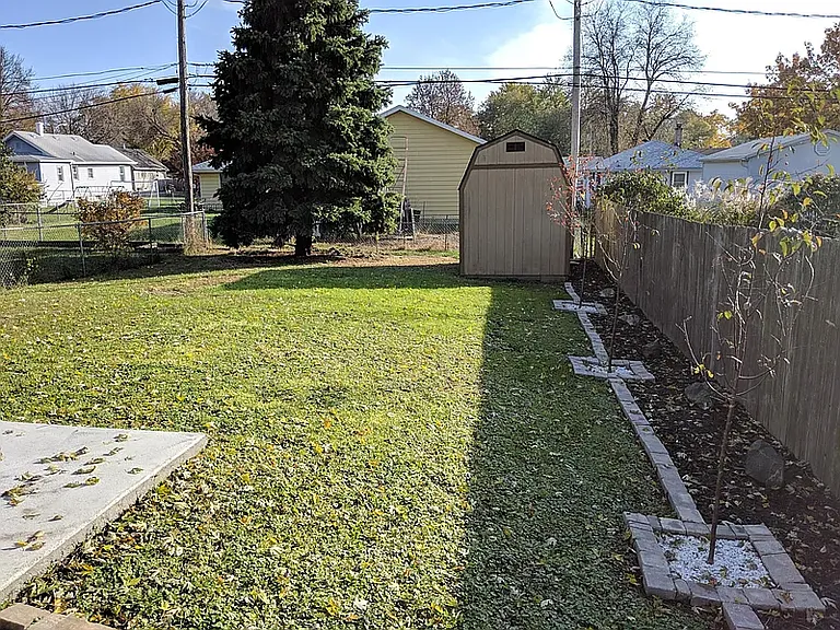 6841 Marcy St — Photo 10