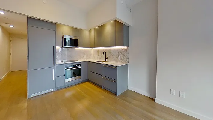 Rented by Bond New York | media 46