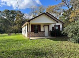 1131 W Front St, Sealy, TX 77474