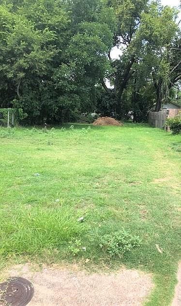 2nd image of 2411 Dathe St Lot 15