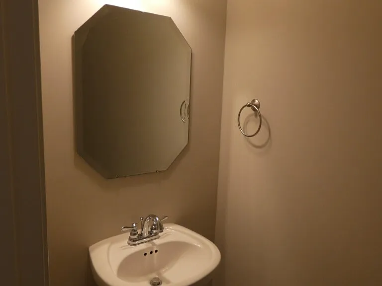 1423 Clydesdale St — Photo 6