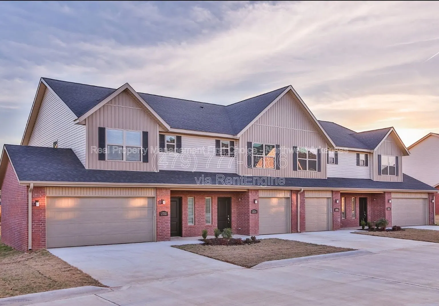 3 bed, 2.5 bath, 1550 sqft, $1,550 — Photo 1