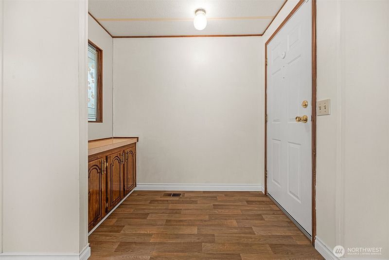 5th image of 5810 Fleming Street #23