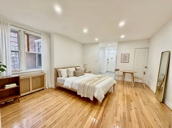 144-35 Sanford Ave #2C, Flushing, NY 11355