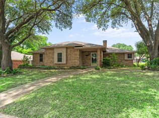 117 La Fawn Cir, Garland, TX 75043