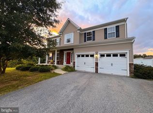 220 Fountain Ln, Saint Leonard, MD