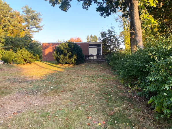 64 South Center Street, Windsor Locks, CT 06096