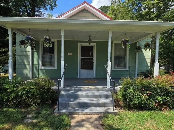1720 2nd St, Victoria, VA 23974