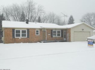 7152 Starbrook St, Portage, MI 49024