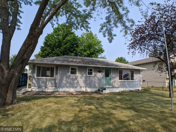 29 12th Ave S, Waite Park, MN 56387