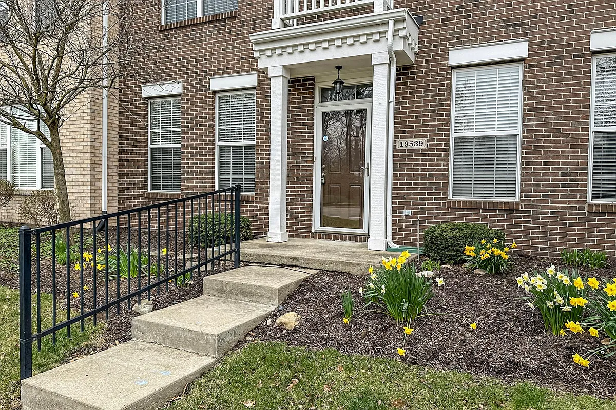 Building Photo - 13539 Erlen Dr