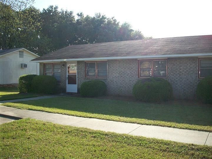 1st image of 106 Arlington Dr #A-b