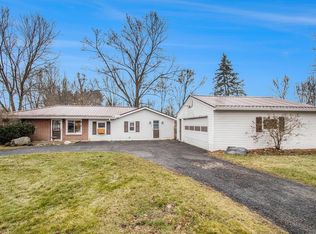 10962 Edison Rd, Osceola, IN 46561