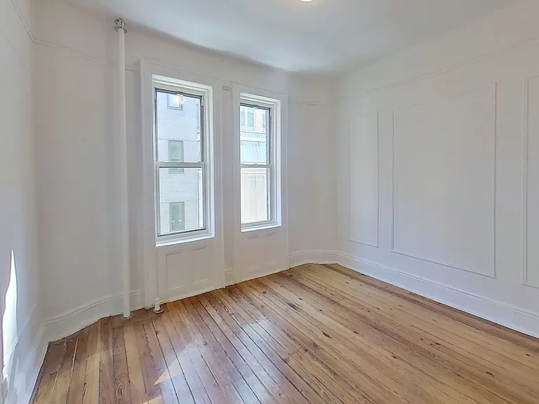 234 Thompson St #24 — Photo 8