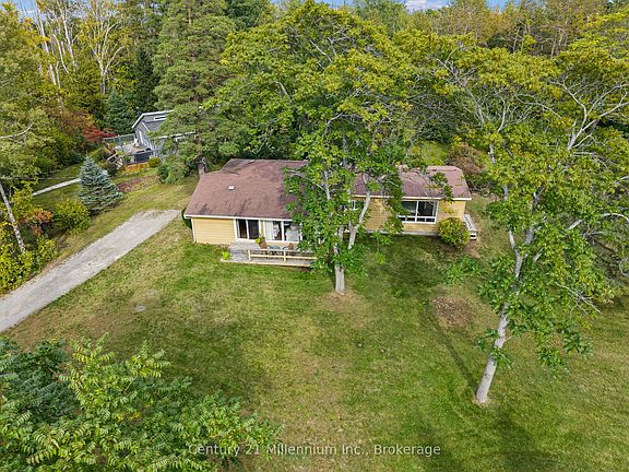 4th image of 123 Hidden Lake Rd