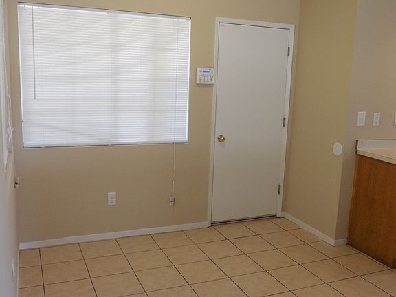 5th image of 321 Berkshire Rd