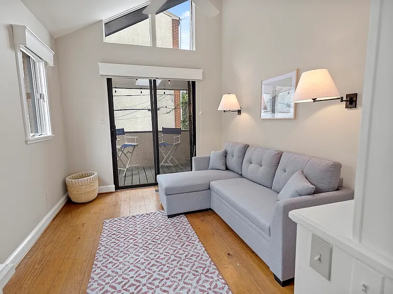 716 S Hanover St — Photo 19