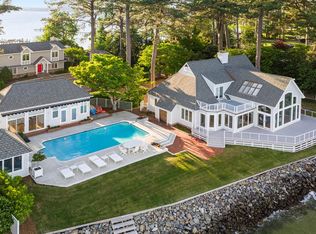 74 Stove Point Rd, Deltaville, VA 23043