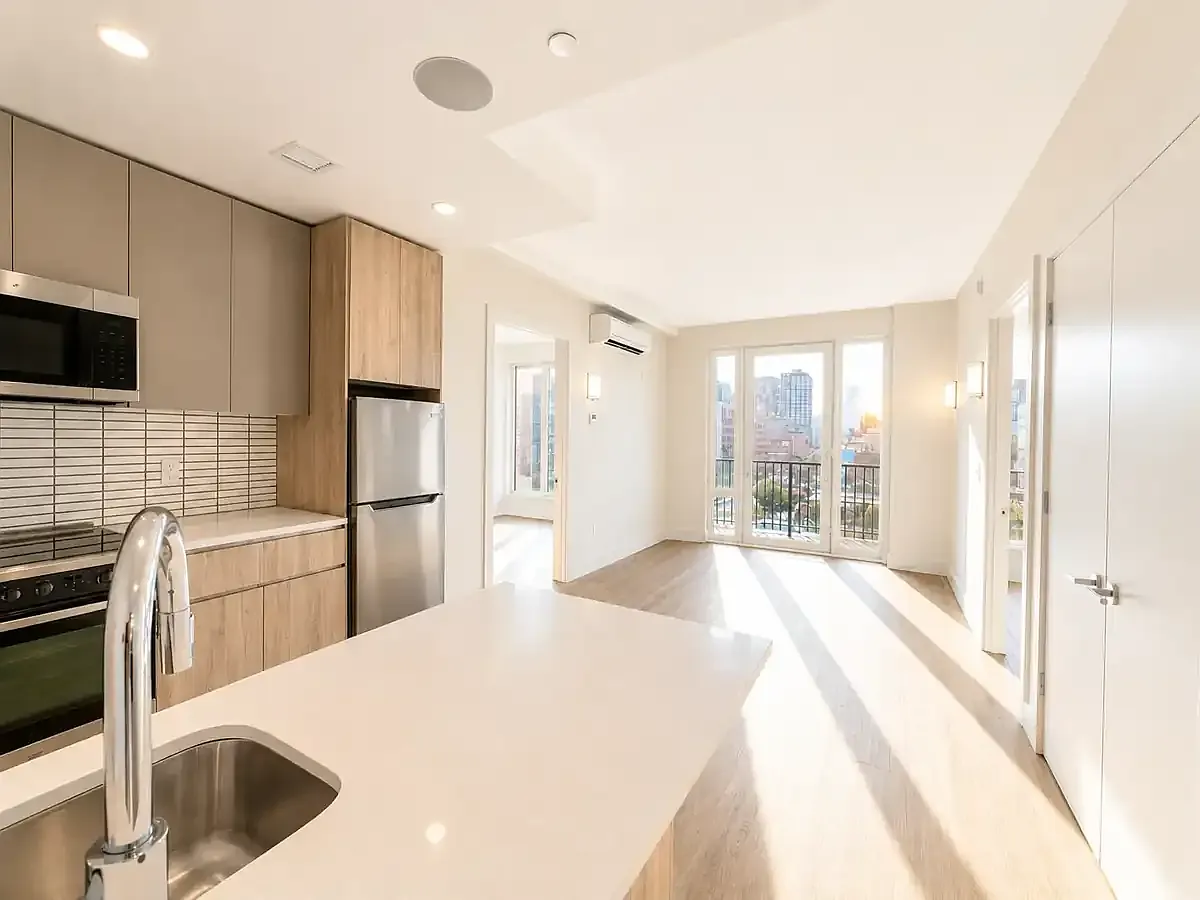91 Bruckner Boulevard — Photo 3