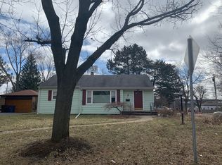 2 Hannah Ct, Midland, MI 48642
