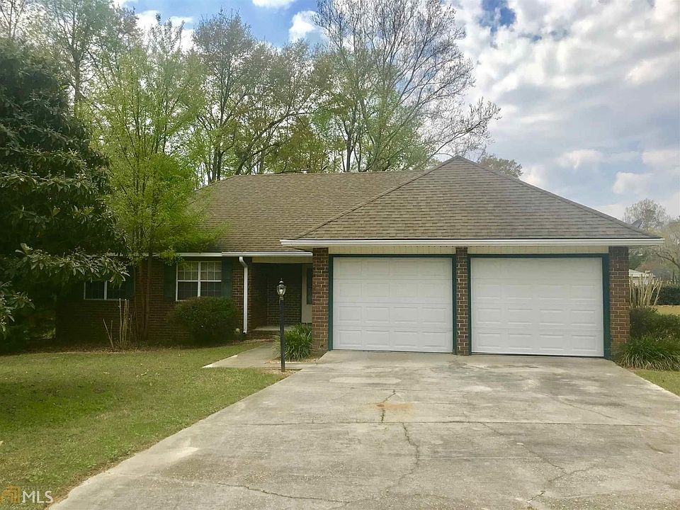1st image of 303 Fawnwood Ct