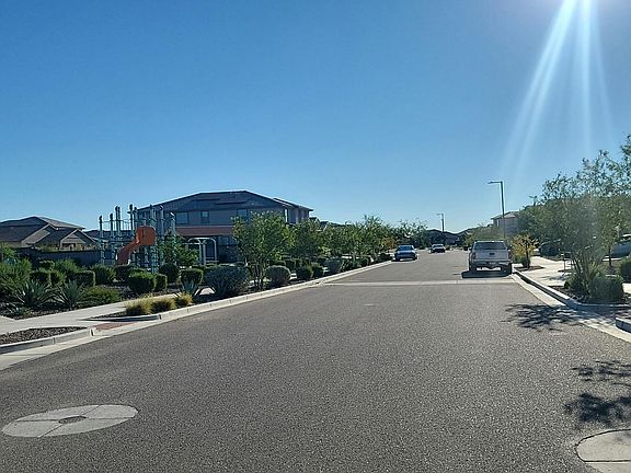 4th image of 18436 W Jessie Ln
