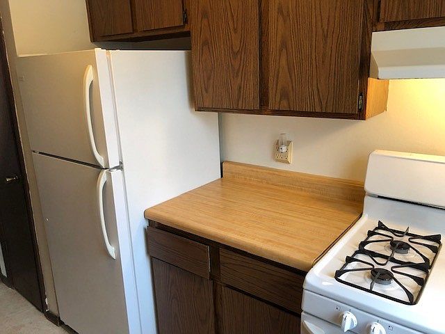 2nd image of 9401 W Calumet Rd #11547942