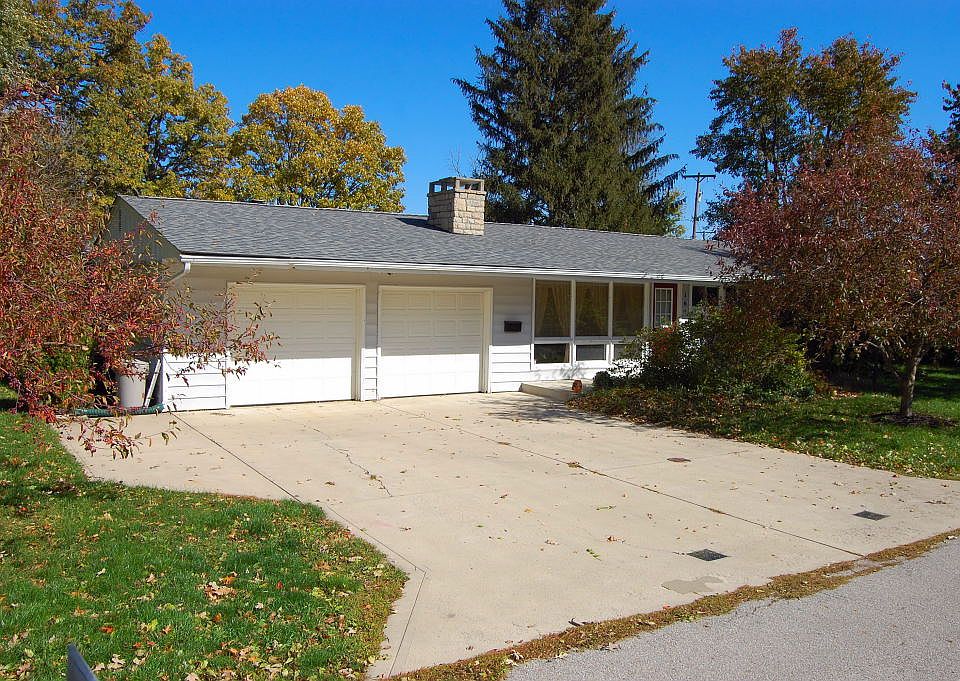 1st image of 160 Anderson Ave