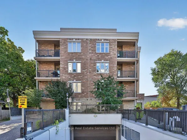 70 Stewart St #201, Oakville, ON L6K 1X5