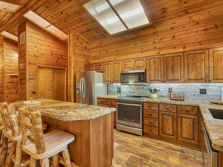 5038 Sweeping Vista Dr — Photo 8