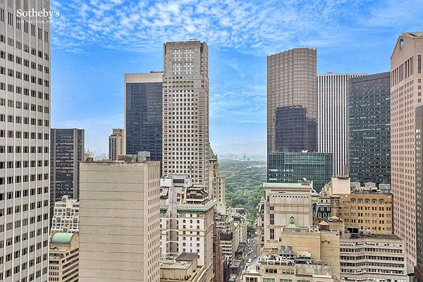 Sold by Sotheby's International Realty | media 6