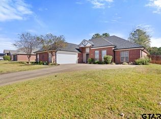 19443 Sara Ln, Flint, TX 75762