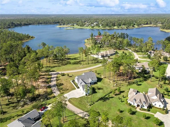 972 Camphill Dr, Abita Springs, LA 70420
