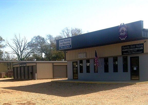 2nd image of 1420 W 10th St