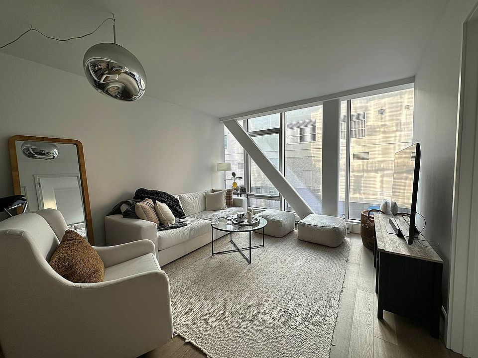 1st image of 100 Norfolk St #3A