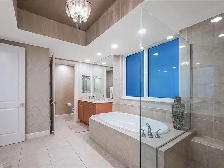 24031 Via Castella Dr #1403 — Photo 19