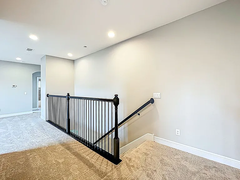 9421 Dugard Ct — Photo 23