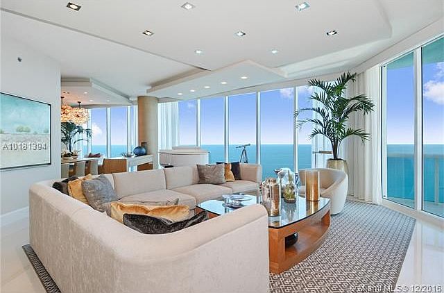TRUMP #3405 Living Room.