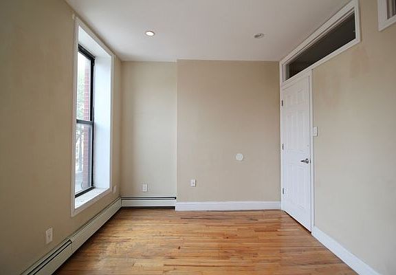 4th image of 758 Marcy Ave #3F