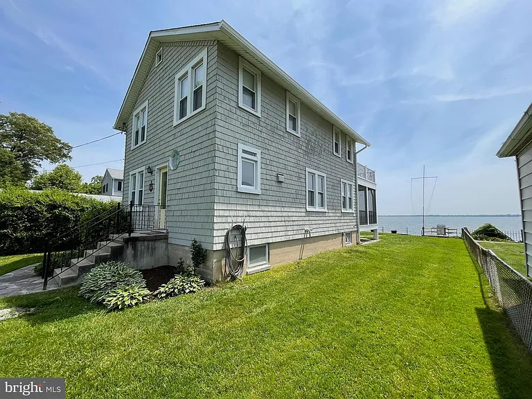 2513 Barrison Point Rd — Photo 12