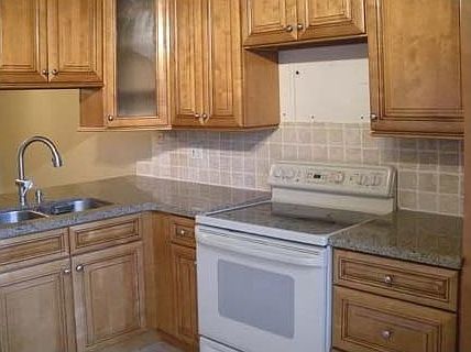 5th image of 8137 Bridgewater Ct #37D