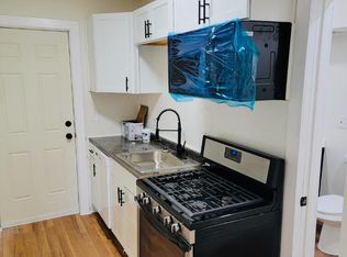 21 Wayland St #2L, Hartford, CT 06114